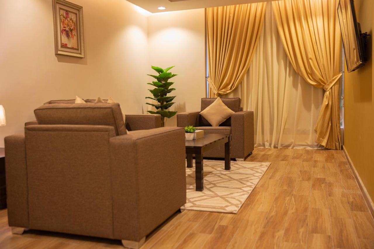 مبيت التحلية للشقق المخدومة تشغيل و إدارة الماسية الأولى Jeddah Bagian luar foto